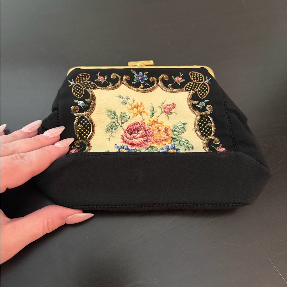 Vintage Floral Needlepoint Clutch Black Satin Gold Frame Chain Strap - Picture 6 of 7